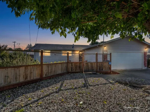 7387 Barbi Lane, Rohnert Park, CA 94928