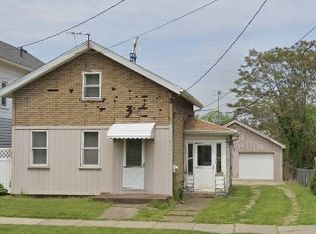 924 E 10th St, Erie, PA 16503