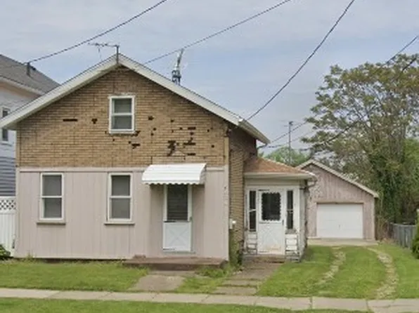 924 E 10th St, Erie, PA 16503