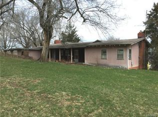 905 Gutenberg St, Hermann, MO 65041