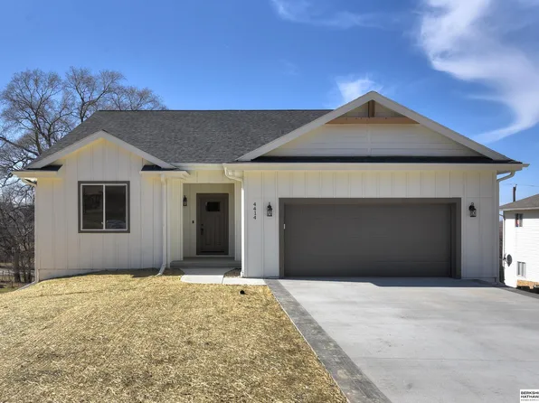 4414 S 46th St, Omaha, NE 68117