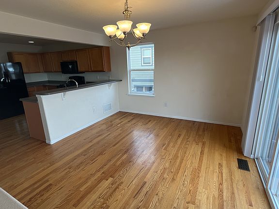 8319_meadowcrest_c_01052023