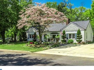 123 Fairfax Dr, Cinnaminson, NJ 08077