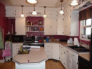 2nd image of 1505 Grand Ave
