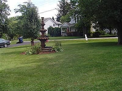 FOUNTAIN