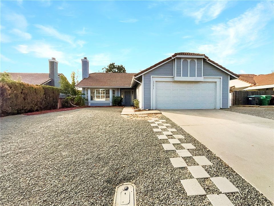 1st image of 22455 Kinross Ln