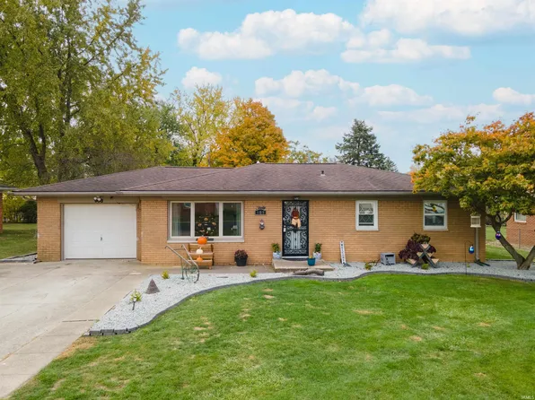 908 E North D St, Gas City, IN 46933