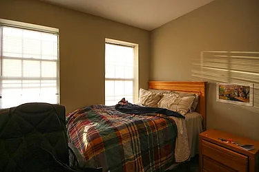 Rented by Premier Metro Realty Corp