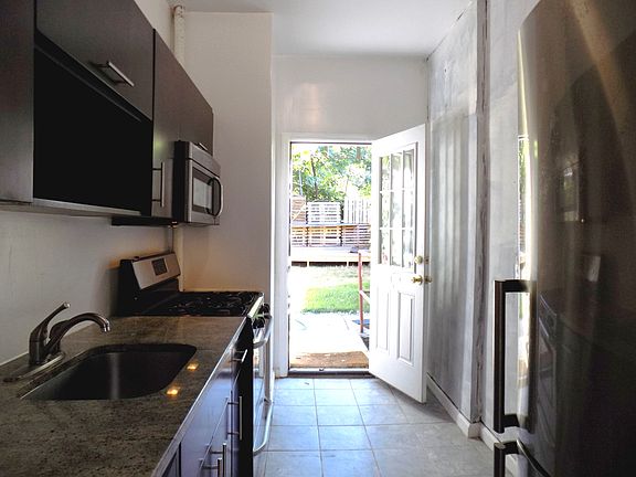 3rd image of 306 Prospect Pl #1RR