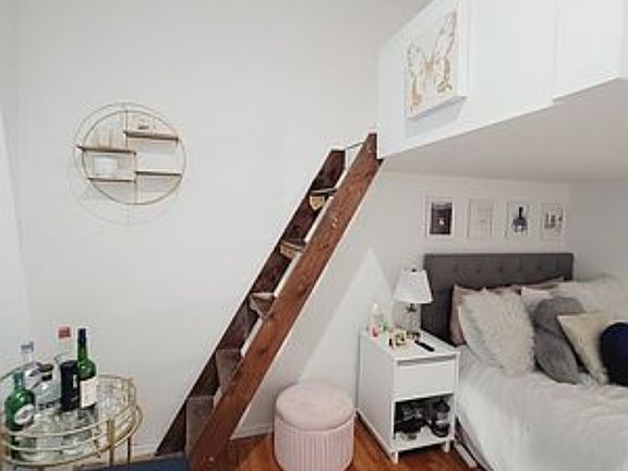 4th image of 217 Avenue A #3F