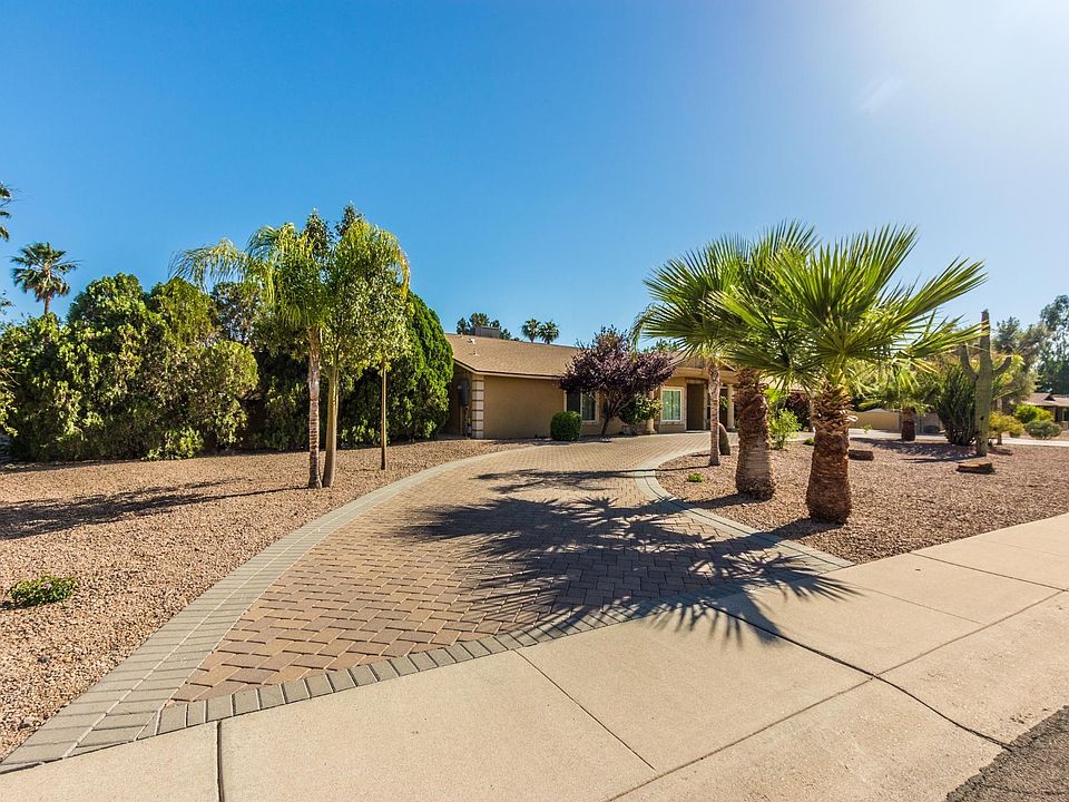 1st image of 6313 W Larkspur Dr