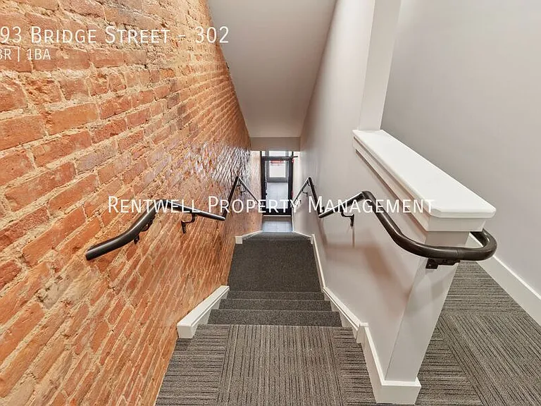 193 Bridge St #302 — Photo 33