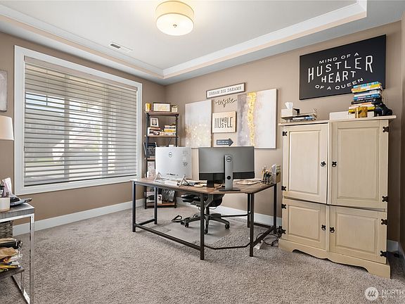 4th image of 7903 228th Avenue Ct E