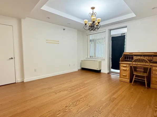 40-22 College Point Boulevard image 14 of 26