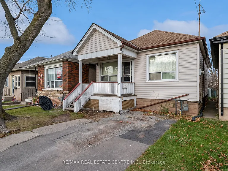 29 Harrison Ave — Photo 2