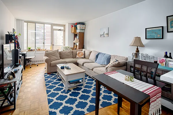 Rented by Douglas Elliman | media 10