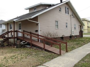 2144 Spruce St, Murphysboro, IL 62966