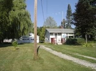 320 Grant St, Rose City, MI 48654