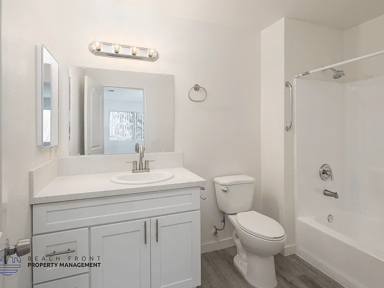 875 N. Olive St. — Photo 13