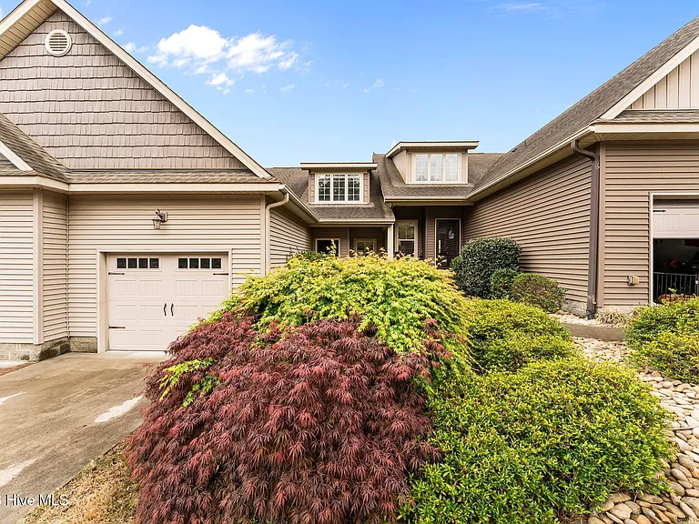 41 Cypress Cir — Photo 2