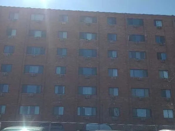 8439 W Catherine Ave APT 403, Chicago, IL 60656