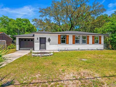 6 Rue Max St, Pensacola, FL, 32507