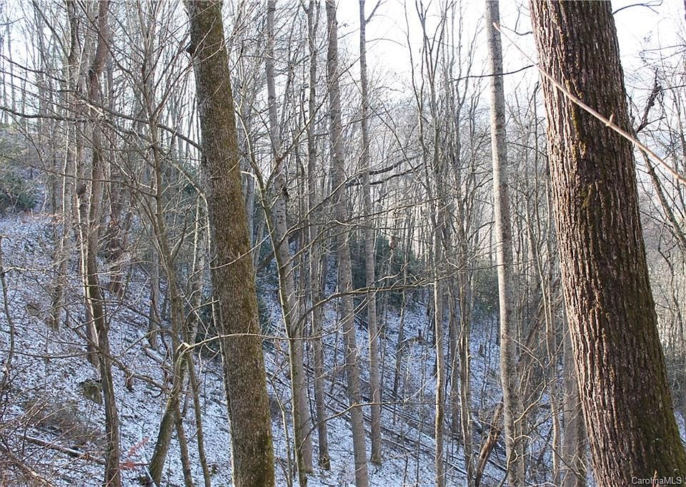 1st image of 9 Penny Ln
