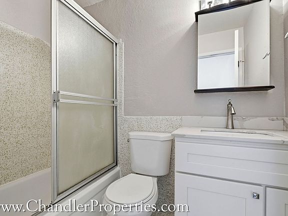 5th image of 2107 Larkin St #2