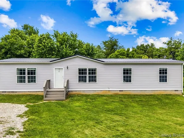 1030 S Wooded Fields Road, Hardinsburg, IN 47125