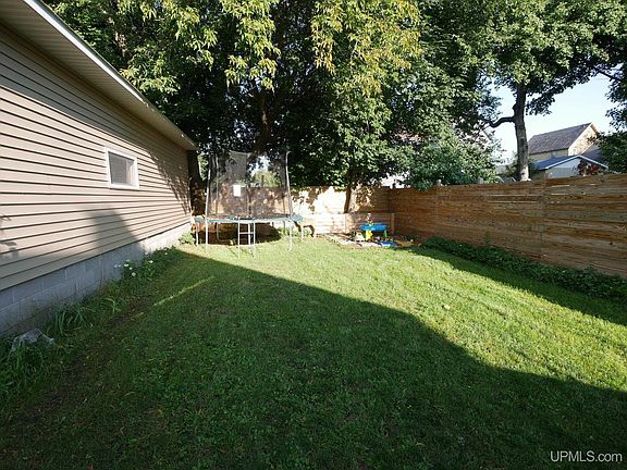 4th image of 237 Kearsarge St