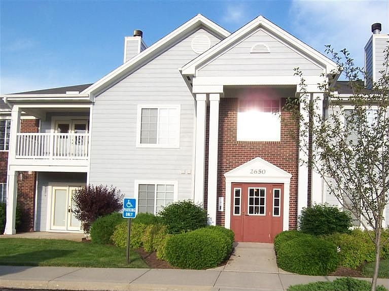 1st image of Lillian Ln
