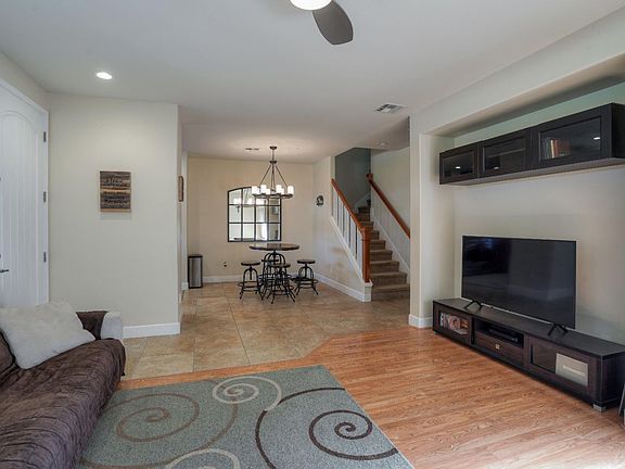 4th image of 18423 Butterfield Blvd
