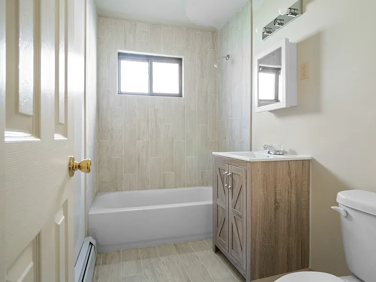 1 & 2 Bedroom - Heat & Hot Water Included - From $1,299 - Save Hundreds Each Season — Photo 4