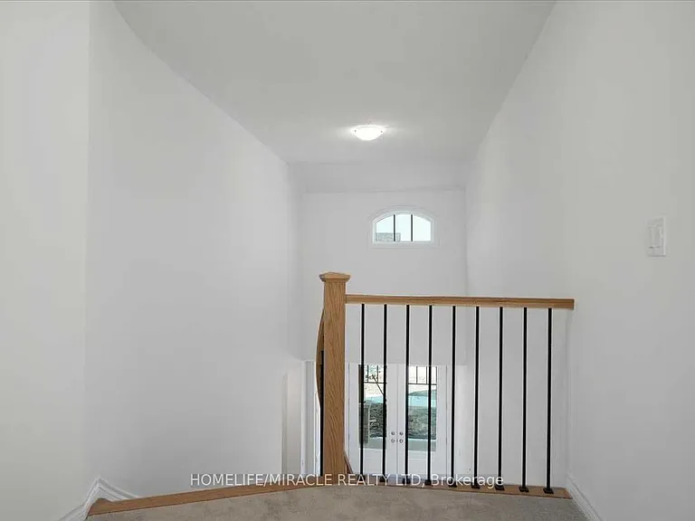 140 Country Club Dr — Photo 24