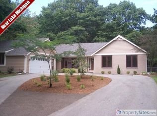 16391 Riley St, Holland, MI 49424