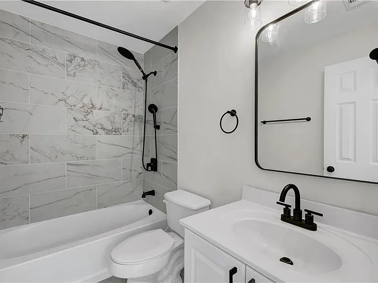 1044 Liberty Pkwy NW — Photo 21