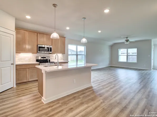 3673 Meteor Drive, New Braunfels, TX 78130