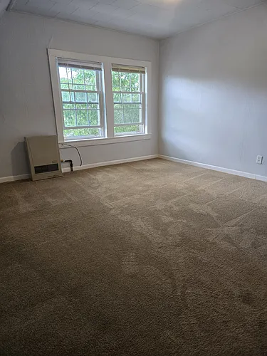 252 Woodford St #6 Photo 1