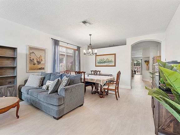5th image of 3783 Woodfield Drive