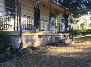 135 Center St, Mocksville, NC 27028