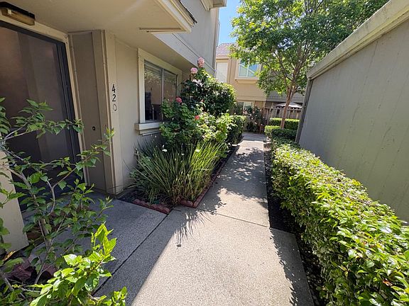 3rd image of 420 Tortola Way #420