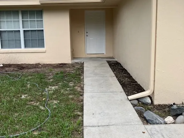 8079 N Hillview Cir, Citrus Springs, FL 34434