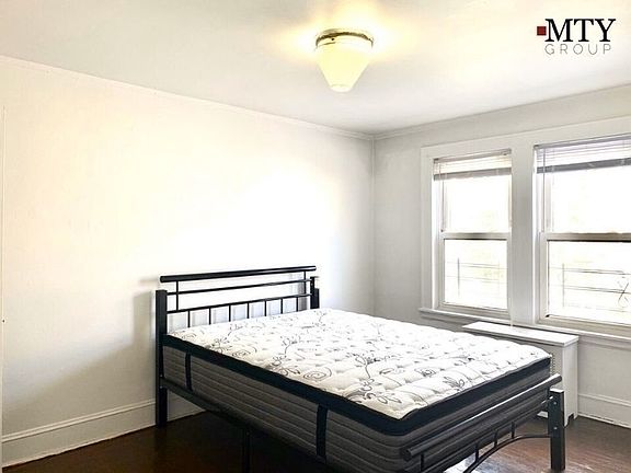 2nd image of 20-52 32nd St #2FF