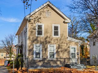818 E Pear St, Vineland, NJ