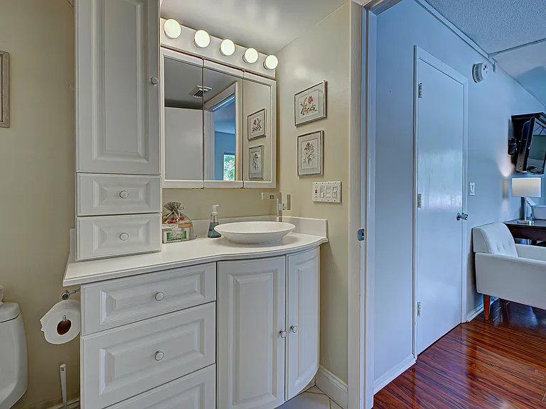 800 Benjamin Franklin Dr #202 — Photo 19