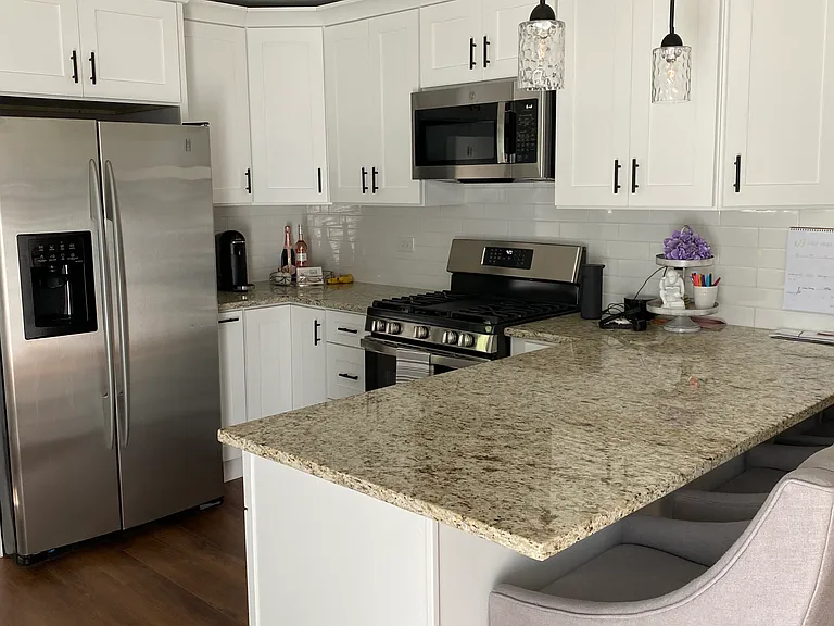 935 Wilshire Ave — Photo 4