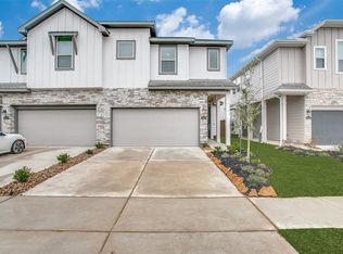 4131 Champlain Way, Iowa Colony, TX 77583