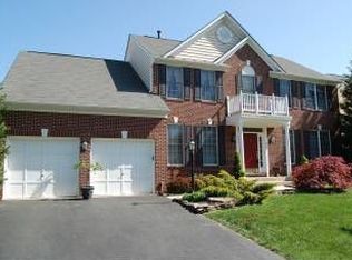 43549 Dempsey Ln, Chantilly, VA 20152