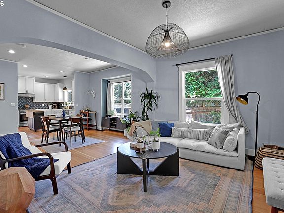 5th image of 2022 N Alberta St