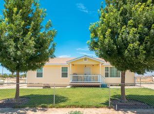 6275 Holiday Ave, Rosamond, CA 93560